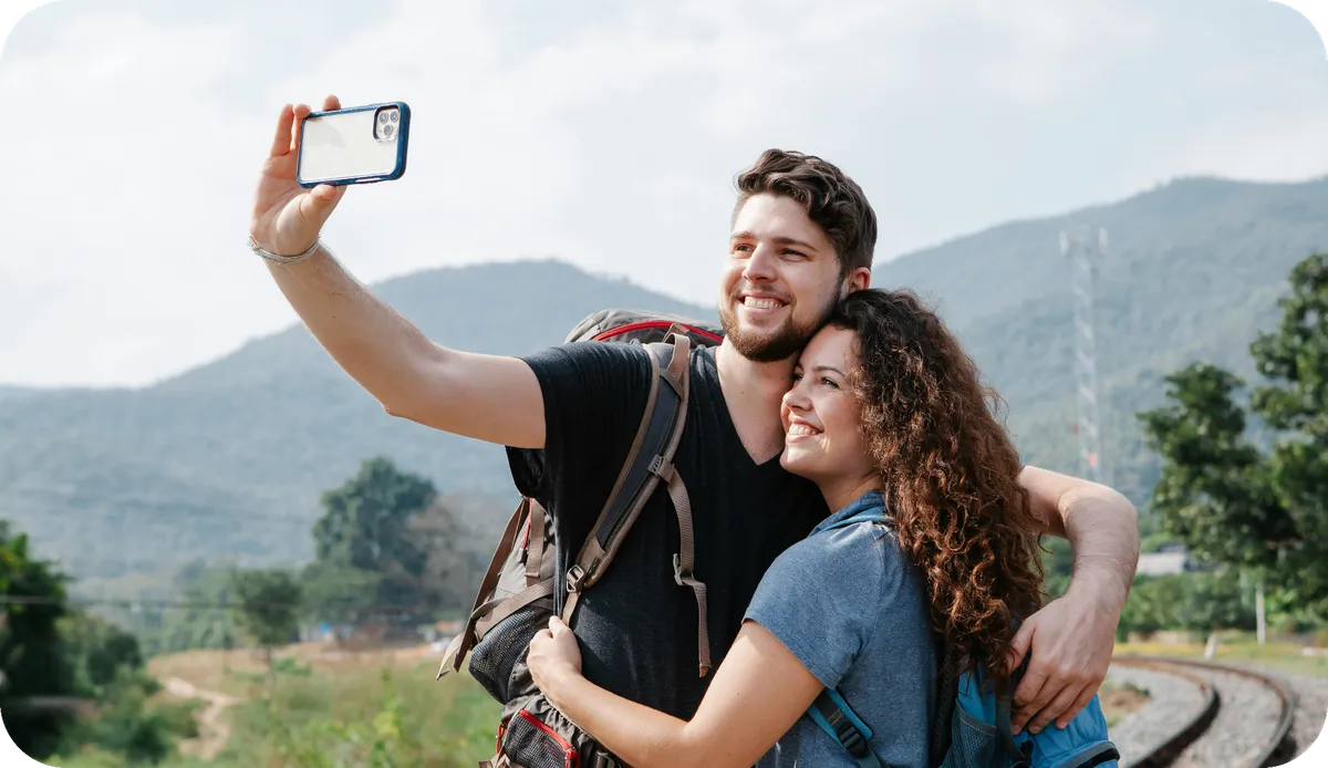 Travelers using Teraroma eSIM